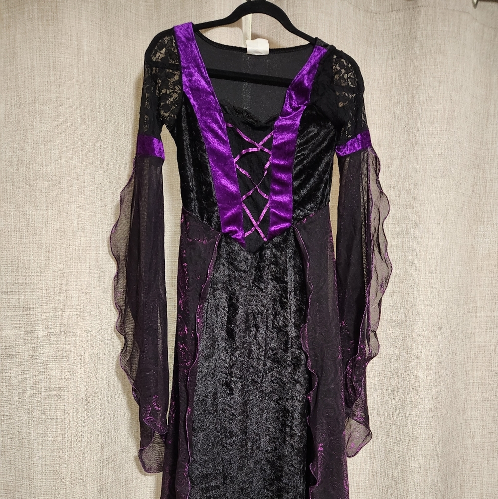 Halloween dress size S